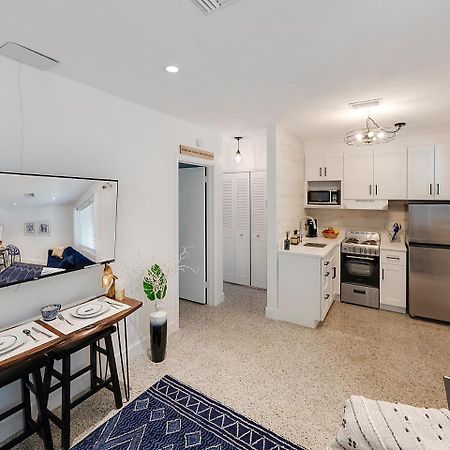 Beautiful 1 Bedroom Steps To The Beach! West Palm Beach Kültér fotó