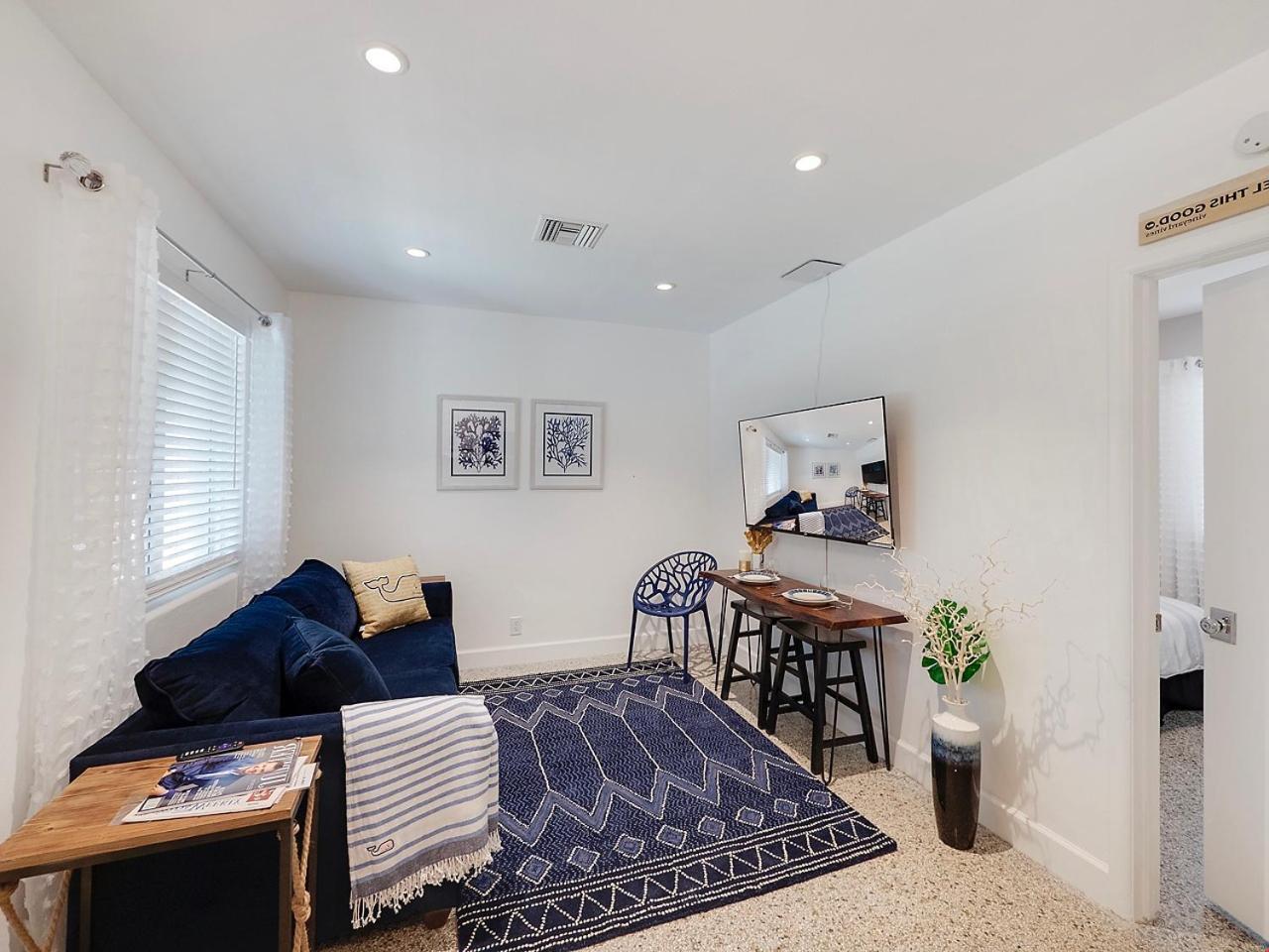 Beautiful 1 Bedroom Steps To The Beach! West Palm Beach Kültér fotó
